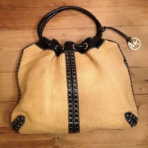 💯Authentic Michael Kors Straw Astor Bag