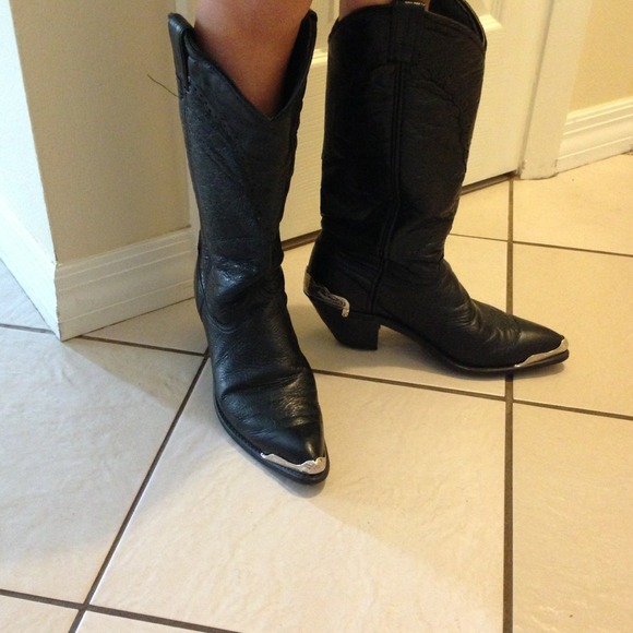 Black Leather made in the U.S.A cow girl boots.