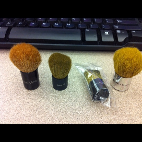 Bare Minerals mini kabuki brushes