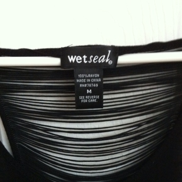 Bundled📛📛Wet Seal Tank/Shirt - Sexy-Open in back - Picture 2 of 4