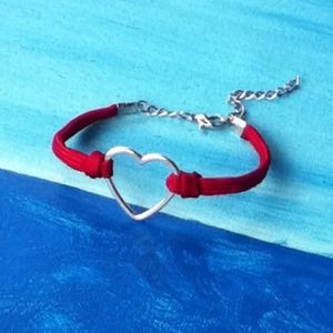 Heart Charm Bracelet