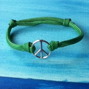 Paracord charm bracelet