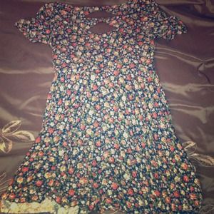 Floral chic dress