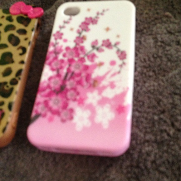 Iphone 4s/4 covers bundle! - Picture 3 of 3