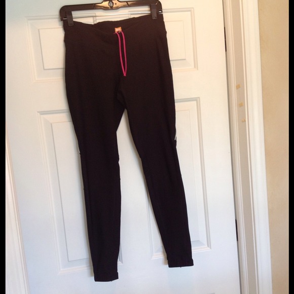 ⚡Lucy Running Leggings⚡