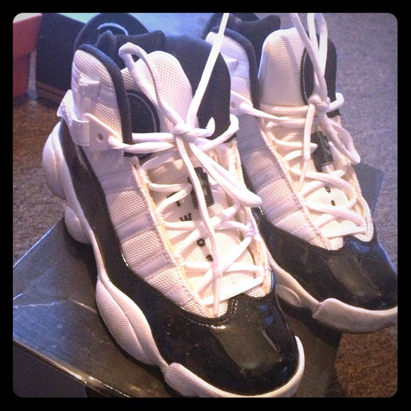 AUTHENTIC Jordan 6rings 5y