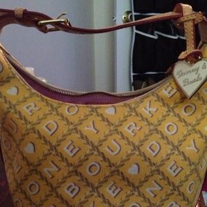 ❗Lower price❗ Authentic Dooney & Bourke Bucket Bag