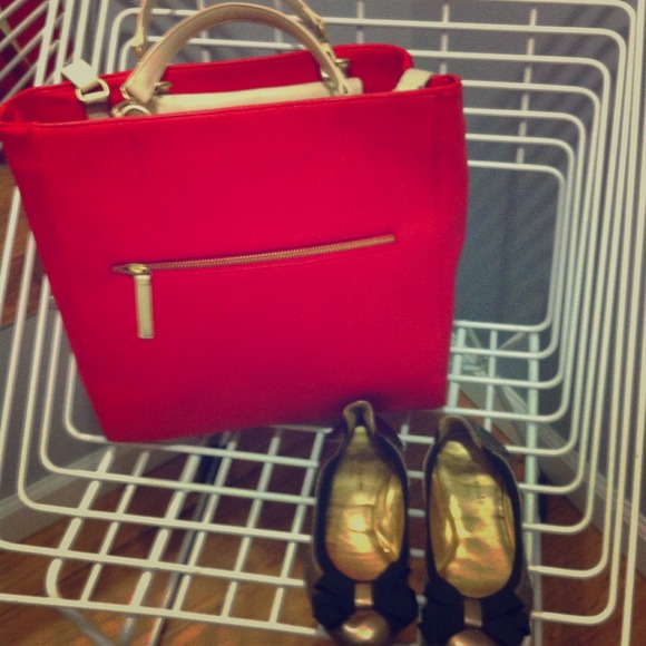 New red Zara bag
