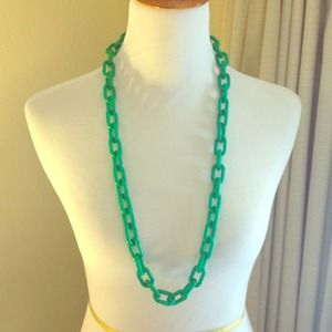 Target Jewelry - Green Target Acrylic Link Statement Necklace Target Jewelry - Green Target Acrylic Link Statement Necklace