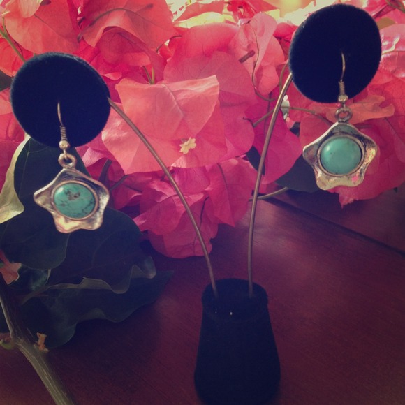 Turquoise dangling earrings!