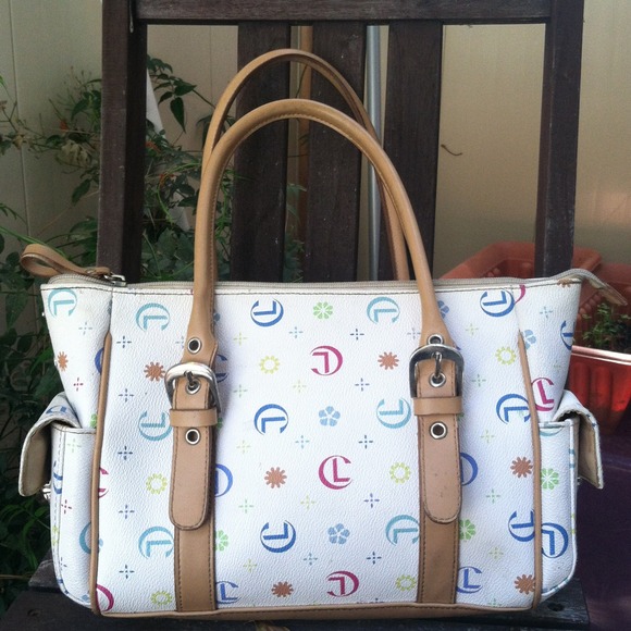 🚫TRADE@dizzydoodlebugg💟Free💟Multicolor handbag