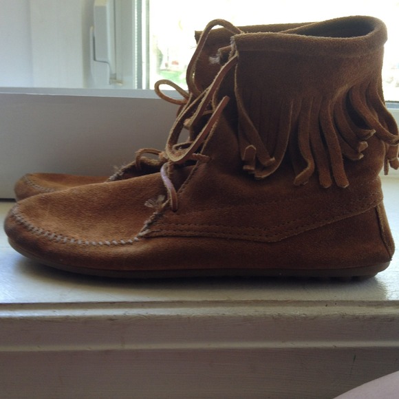 Minnetonka mid moccasin