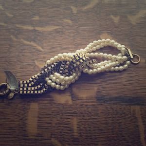 Pearl chain bracelet