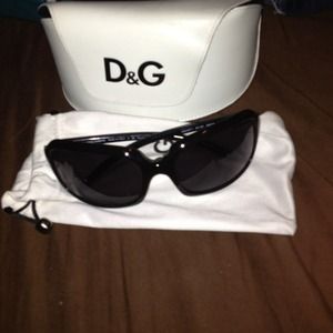 Authentic polarized D&G sun glasses!