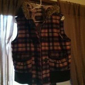 Old navy vest w/ fur hood