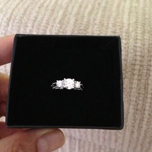 Round 3-Stone Sterling Silver "Antique" Ring.