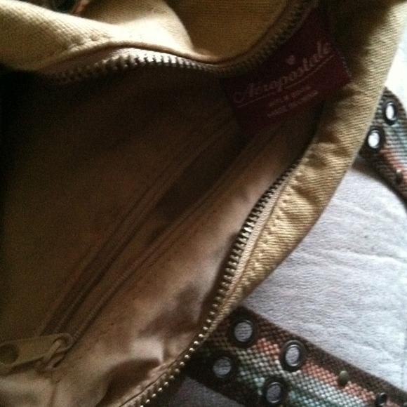 Aeropostale Khaki Colored Bag! - Picture 3 of 3