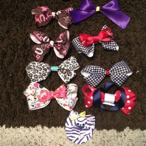 Hair bows