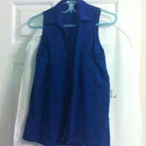 Blue button up top💙