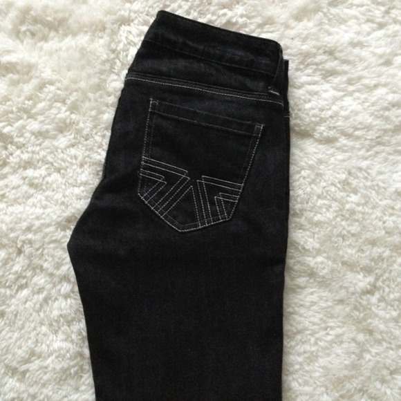 American Eagle dark wash jeans