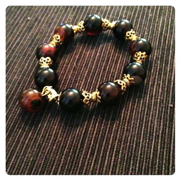 💢PRICE CUT💢Brown charm bracelet