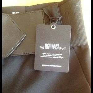 Express "The hight waist pants"