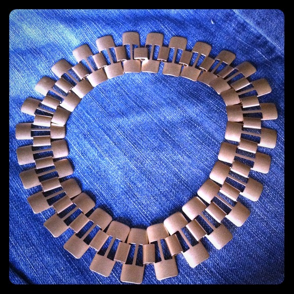 BUNDLED FOR @ezzie214 Gold toned necklace