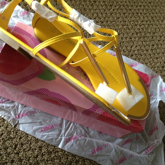 ❌❌SOLD❌❌ - Picture 2 of 4