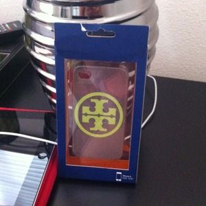Reduced!! Tory burch iPhone 4 case