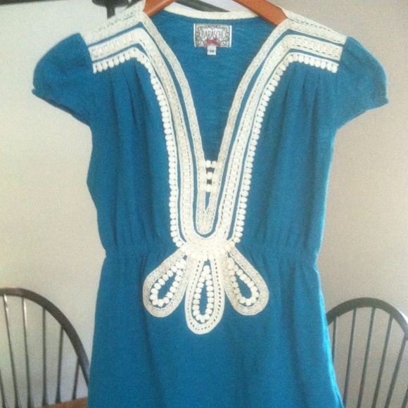 Anthropologie teal top with cream embroidery