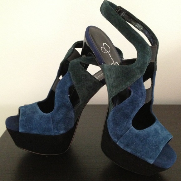 Sandals Just Reduced⬇