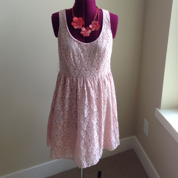 Peach Lace Dress - Picture 2 of 4