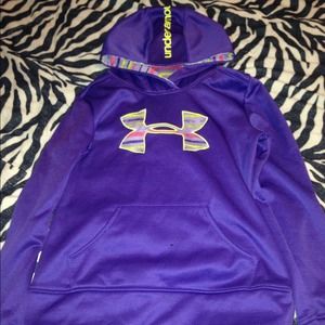 Under Armour sweatshirt/hoodie !!!