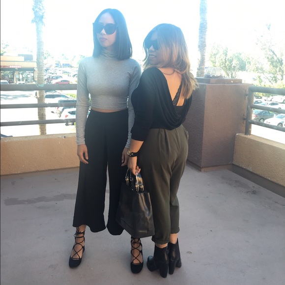 L.A. RIDAS Closet 👯 - Picture 2 of 4