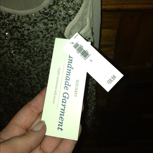 Old Navy sequin tank top - Picture 2 of 2