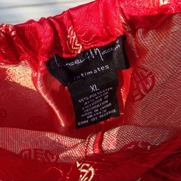 Oriental Pajama, slippers & bag set - Picture 4 of 4