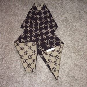 ⬇REDUCED⛄Beautiful Reservable  Michael Kors Scarf