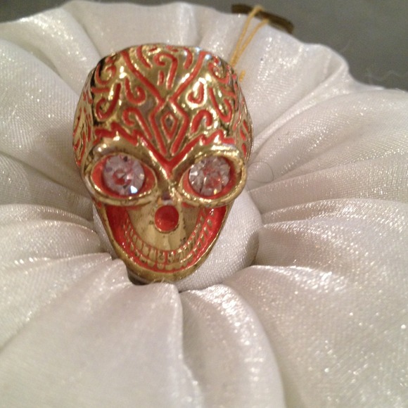 Skull ring❤ - Picture 1 of 3