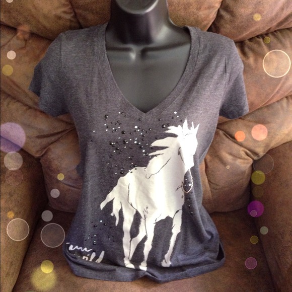 ⛔SOLD⛔ Cute charcoal 3D shirt 💋