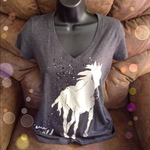 ⛔SOLD⛔ Cute charcoal 3D shirt 💋