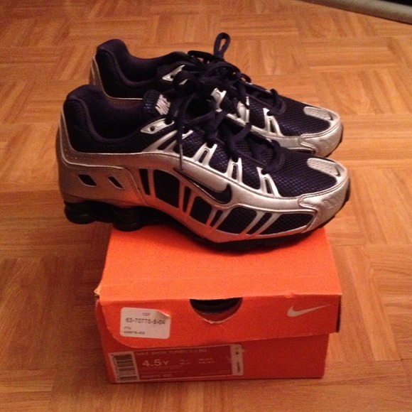 Nike shox turbo