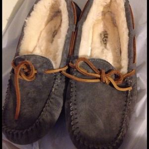 **** Reduced*** Ugg moccasins