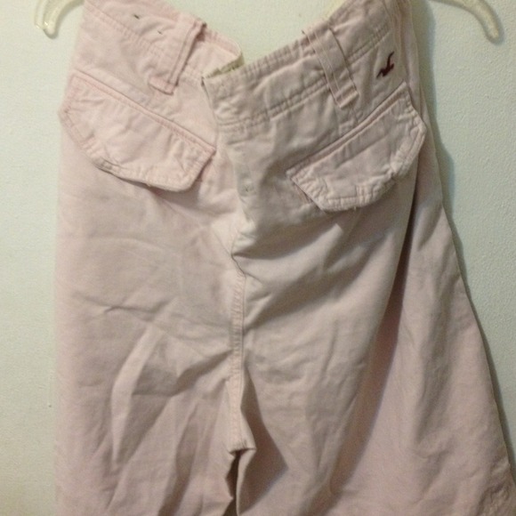 Holister - Picture 3 of 4