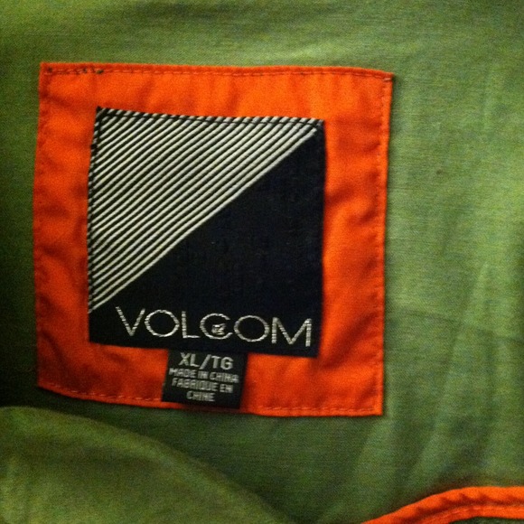 Great Volcom jacket - Picture 3 of 3