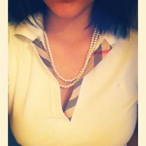 Burberry women's Knit. Medium!