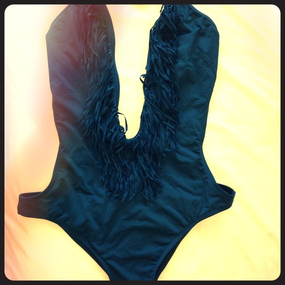 *REDUCED* L*SPACE One piece fringe bathing suit