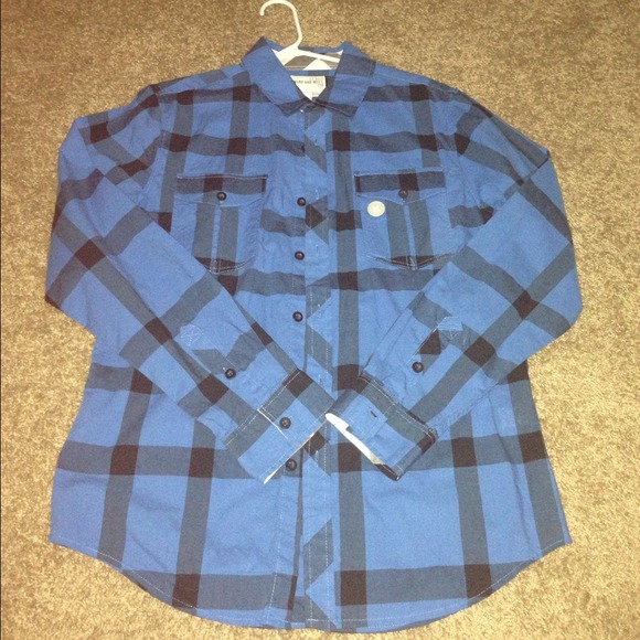 👦Men's Black & Blue Plaided Shirt