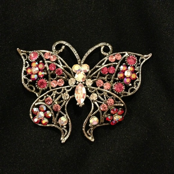 Pink butterfly brooch - Picture 1 of 1