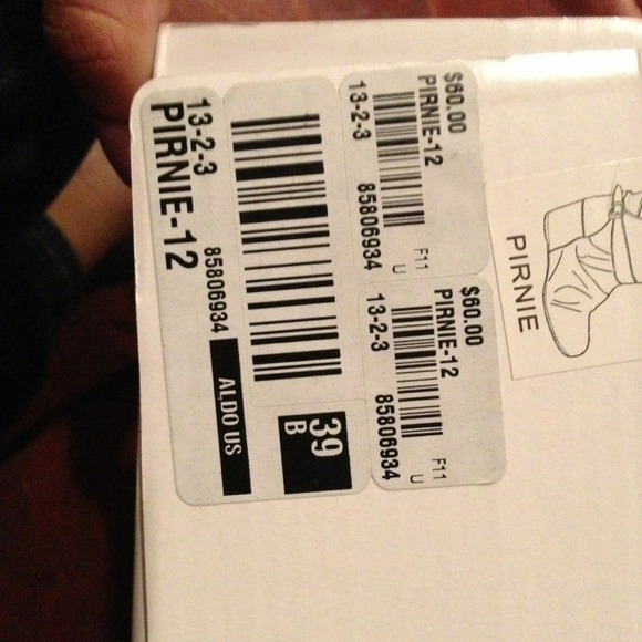 ☀Sold☀Super cute suede booties! - Picture 3 of 3