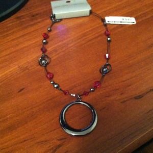 New York and company necklace